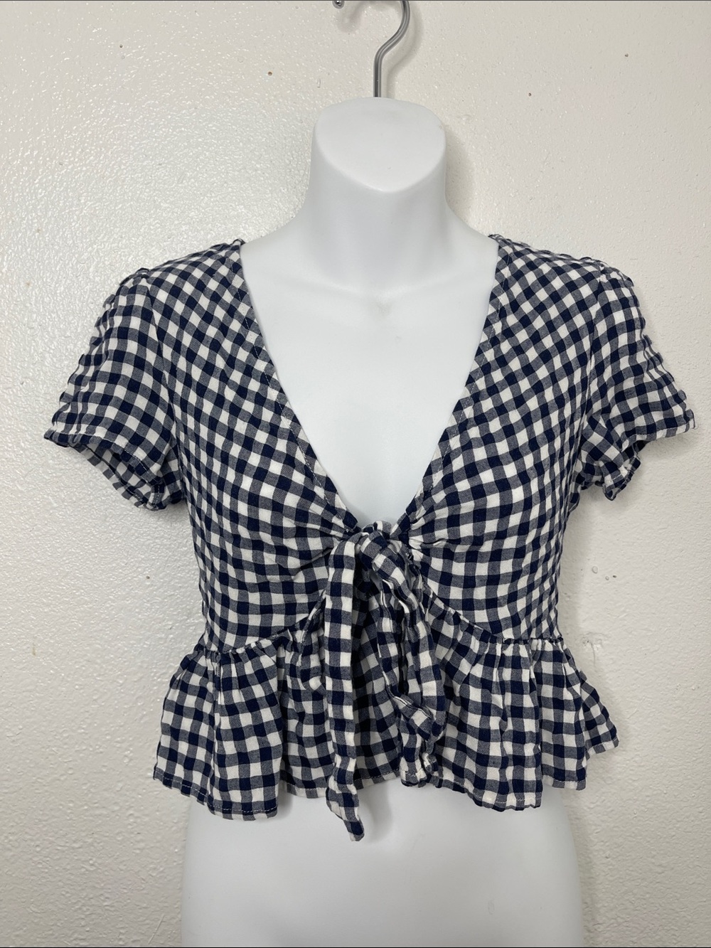 EUC-Brandy Melville Navy and White Gingham Tie-Front Crop Top